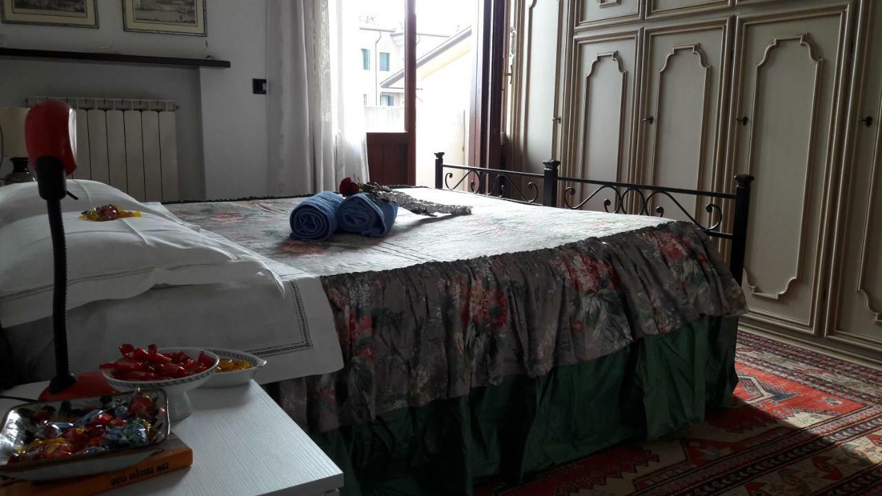 Da Zio Sasa Bed & Breakfast Mirano Bagian luar foto
